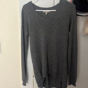 Banana Republic cashmere sweater v neck top